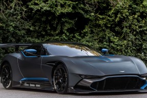 开云真人-中国男篮比赛中控制失误 降低失分风险，中国男篮打落选赛